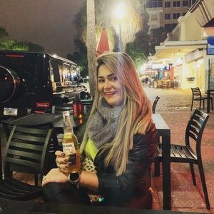 Meet your Posher, Isadora